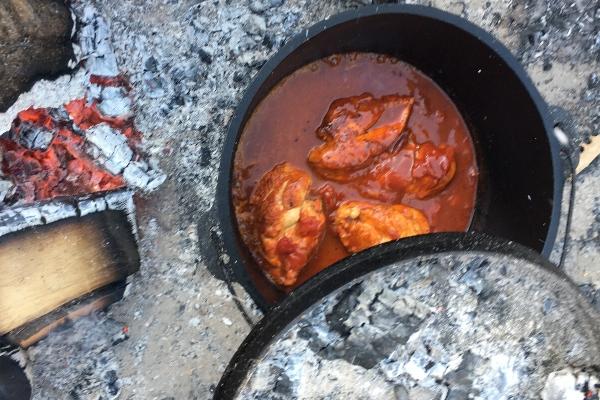 Dutch oven campfire cooking for beginners - One Mighty Family